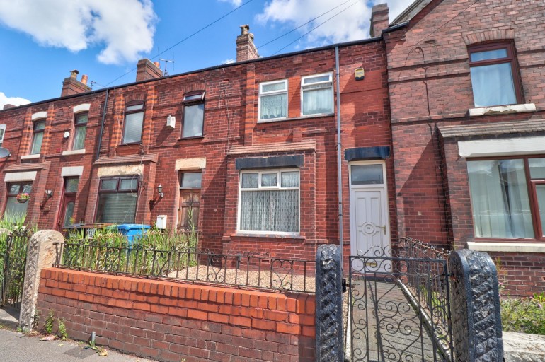 Wigan Road, Hindley, WN2